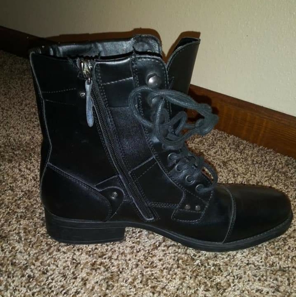 Rock Republic Boots - Picture 5 of 8